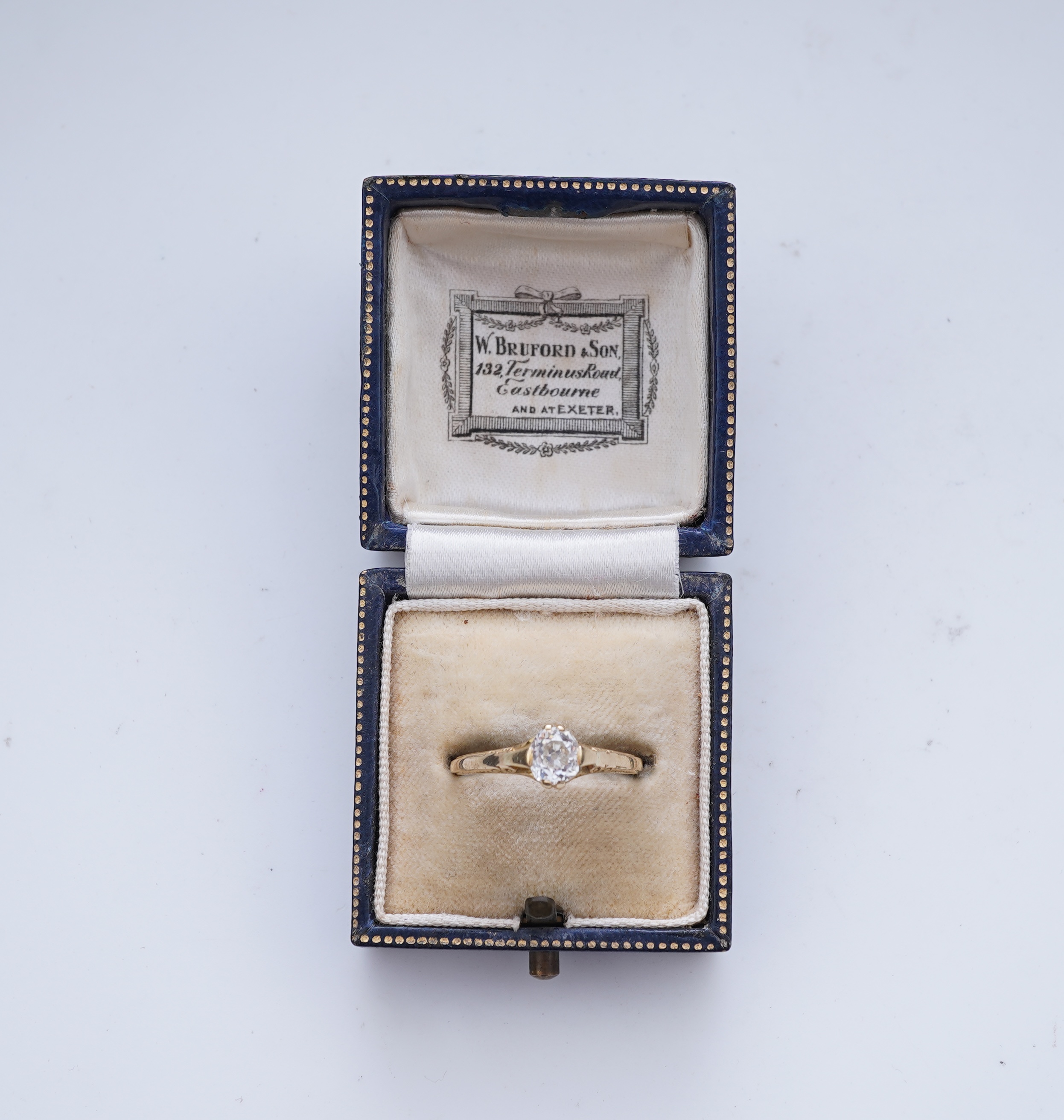 A gold and diamond ring, early 20th century